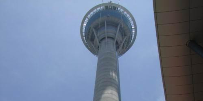 李慧珍澳门冒死蹦极 高空坠落初体验(图)