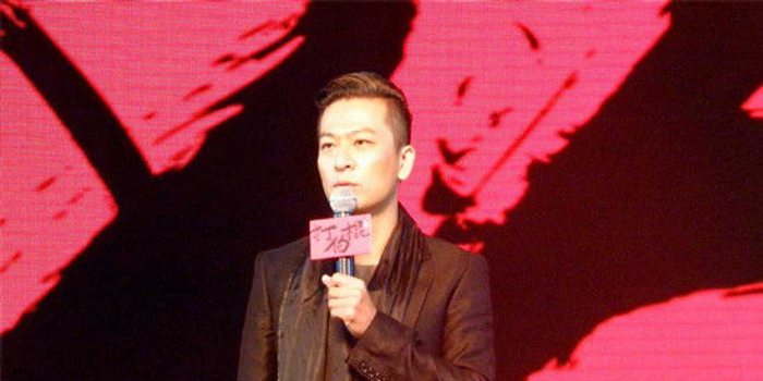 《打狗棍》于毅男扮女相引郭靖宇赞叹