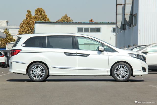 2016款艾力绅2.4L主动经典版