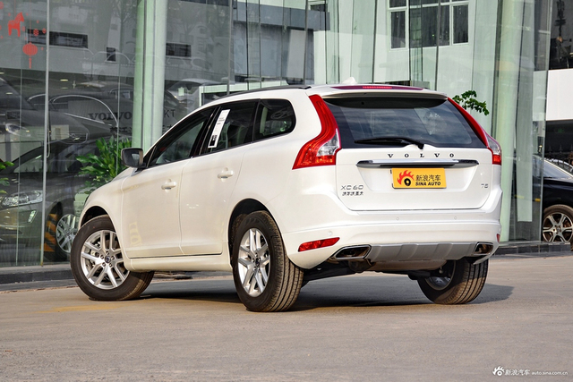 2017款沃尔沃XC60 2.0T自动T5智进升级版