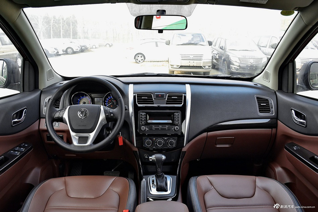 2016款风行SX6 1.6L自动豪华型