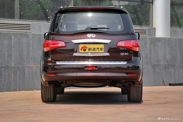 2017款英菲尼迪QX80 5.6L主动中东版