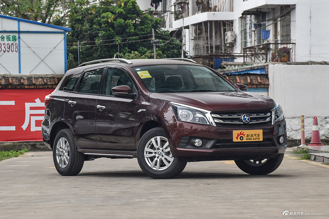 2016款启辰T70 2.0L手动睿趣版