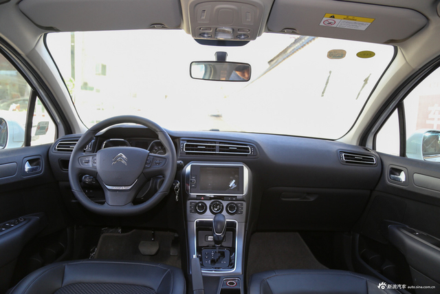 2016款雪铁龙C4世嘉1.2T自动 THP豪华型 
