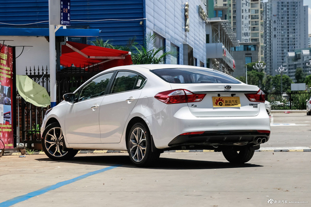 2016款起亚K3 1.4T自动GLS