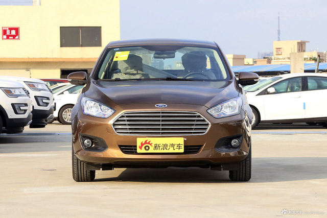 2017款福睿斯1.5L自动舒适型