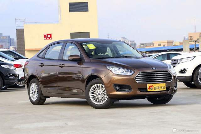 2017款福睿斯1.5L自动舒适型