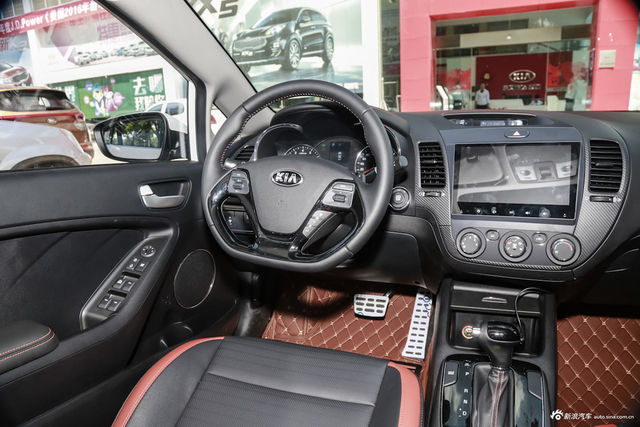 2016款起亚K3 1.4T自动GLS