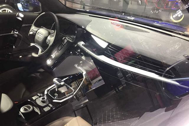 外观、内饰均变化 全新哈弗H6亮相成都车展