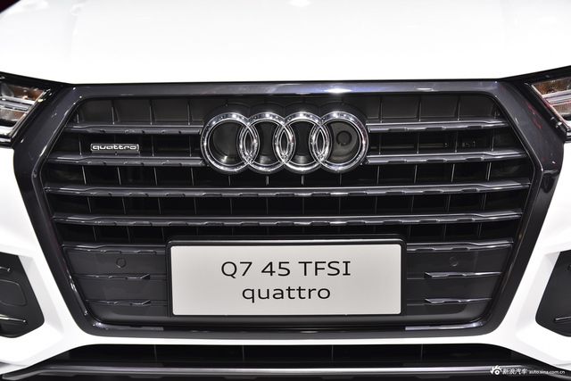 奥迪Q7低价促销 新浪购车最高直降15.66万元