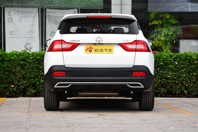 2017款中华V3 1.5L手动智能型