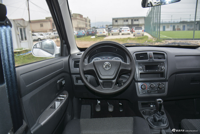 2015款风光330 1.5L手动实用型