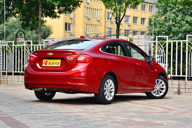 2018款科鲁兹1.5L自动炫锋都市版320