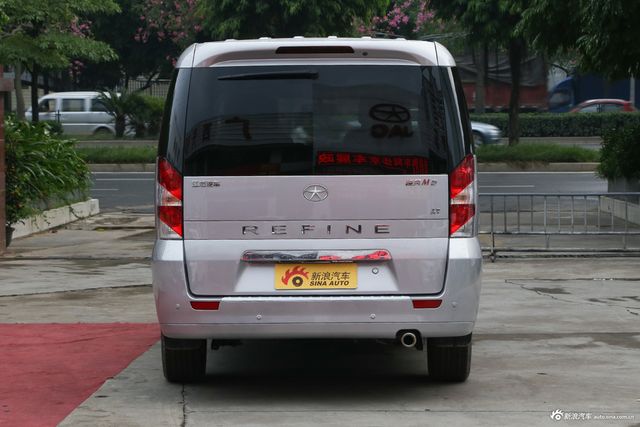 2016款瑞风M5 2.0T主动汽油商务版