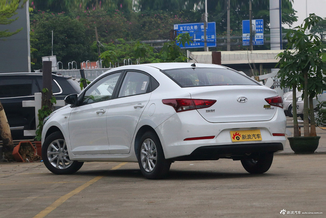 2016款悦纳1.4L自动炫酷版GLS