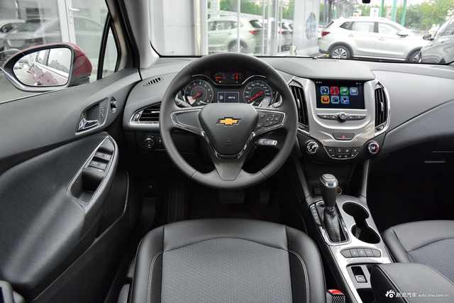 2018款科鲁兹1.5L自动炫锋都市版320