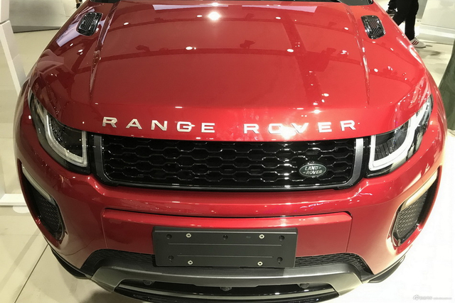 成都车展新车抢先看 实拍新款国产揽胜极光 