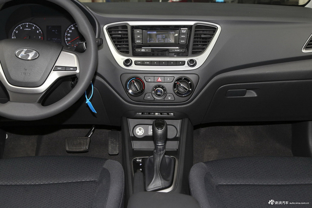 2016款悦纳1.4L自动炫酷版GLS