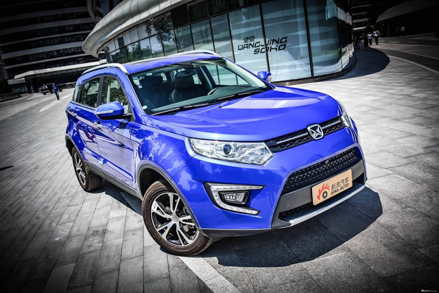 时尚不跟风 10万以内的SUV照样很小资