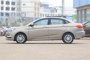 5月新车比价 长安汽车悦翔V7售价4.44万起