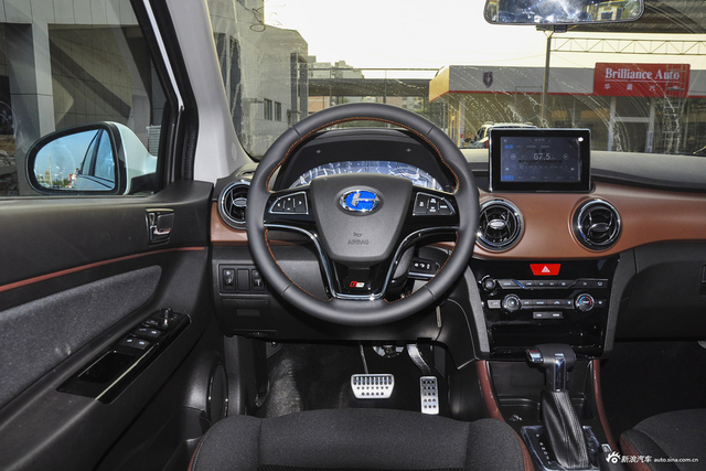 2016款昌河Q25 1.5L自动乐惠版