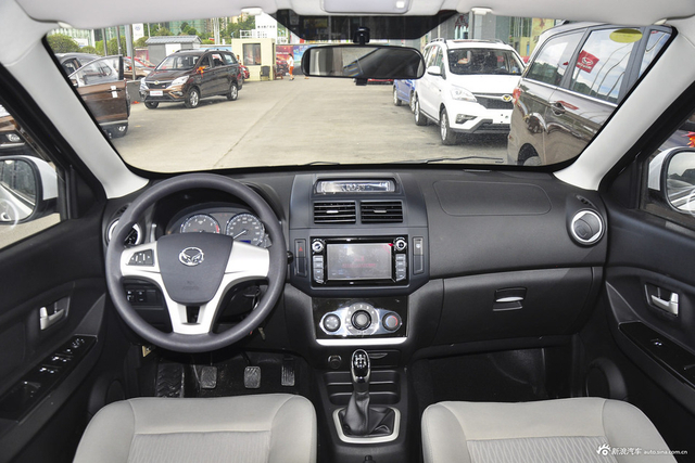 2016款幻速H2E 1.5L手动精英型