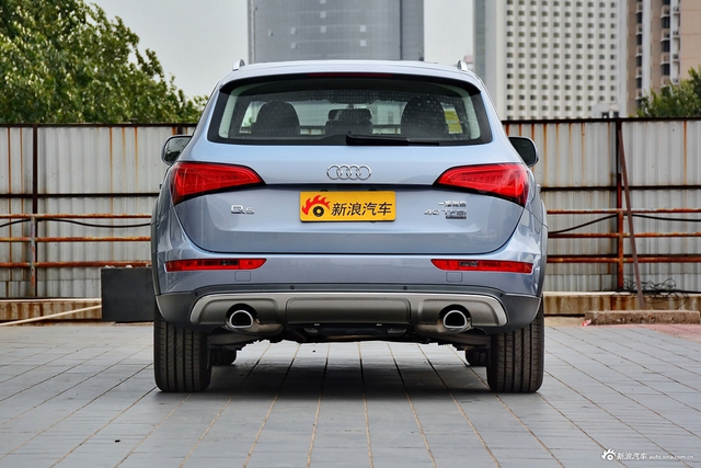 2017款奥迪Q5 Plus 2.0T自动40TFSI技术型