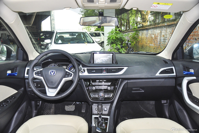 2016款悦翔V7 1.6L自动乐享型国IV