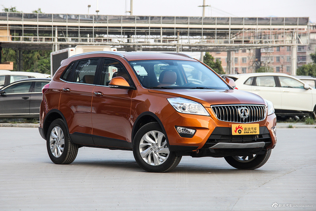 2016款北汽威旺S50 1.5T手动欢动版超越型