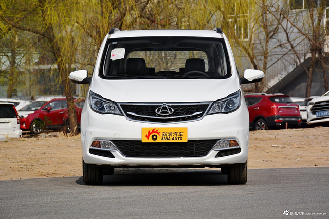 2017款欧尚1.5L手动豪华型