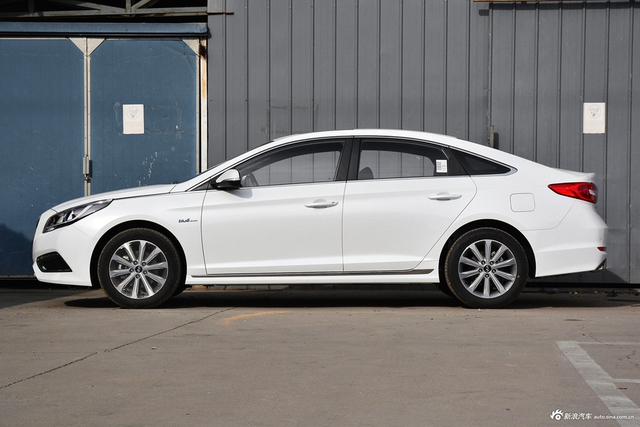 2017款索纳塔九1.6T自动GS时尚型