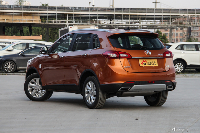 2016款北汽威旺S50 1.5T手动欢动版超越型