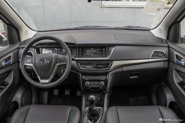 2017款欧尚1.5L手动豪华型