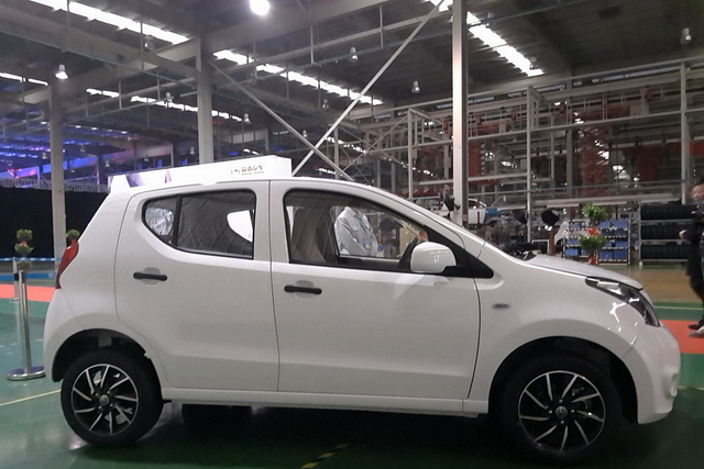 众泰云100  活动