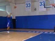 视频-篮球投篮基础教学6 绕圈远距离接球跳投