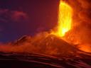 德国摄影师环球40次追逐火山惊艳美景（图）