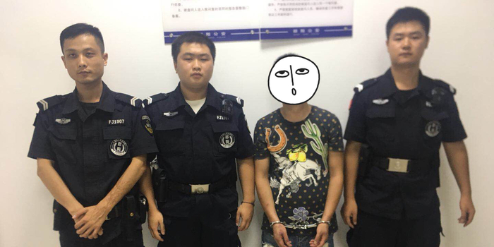 邵阳男子吸毒致幻大闹 妻子愤而举报