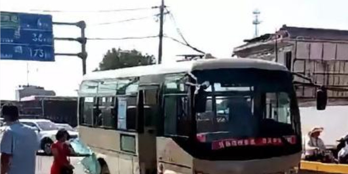 西安发生持刀伤人事件致8人受伤 嫌疑人已被控