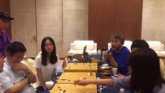 视频-吴清源杯研究室热闹