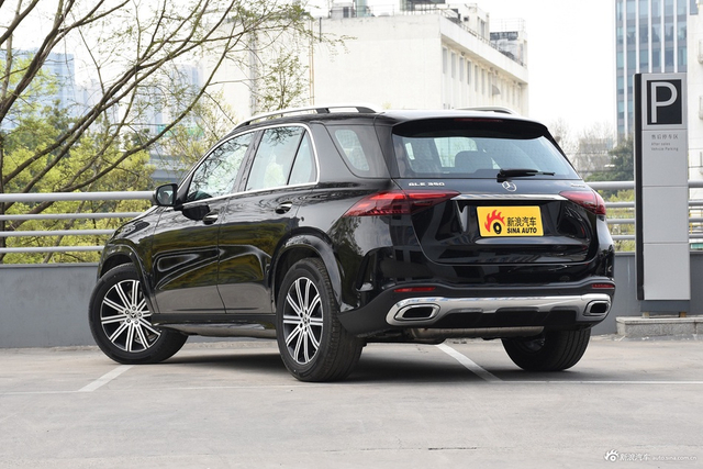 2024款奔驰GLE 改款 GLE 350 4MATIC 时尚型