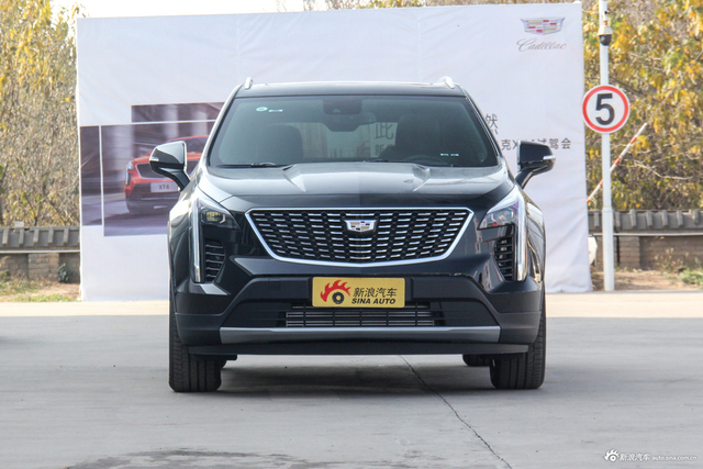 2018款XT4 2.0T自动四驱领先型28T