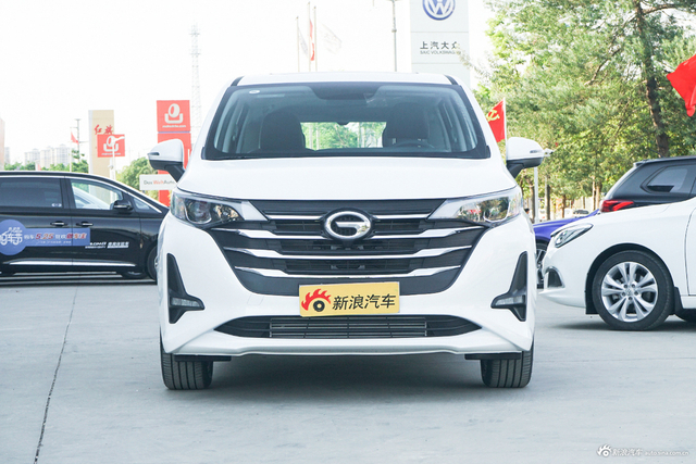 2019款传祺GM61.5T自动尊享版6座270T