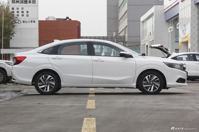 2019款凌派1.0T自动豪华版180Turbo