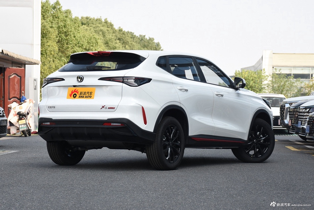 2025款长安X5 PLUS 1.5T DCT卓越型