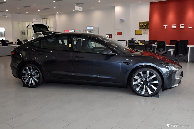 2025款Model 3 后轮驱动版