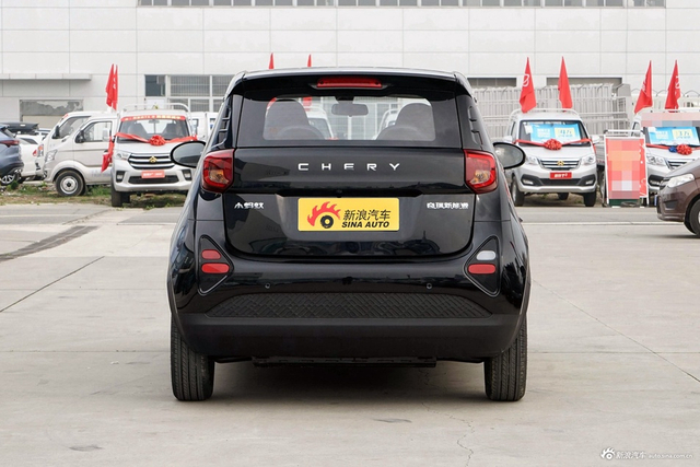 2024款小蚂蚁 青春版 321km 酷爱版