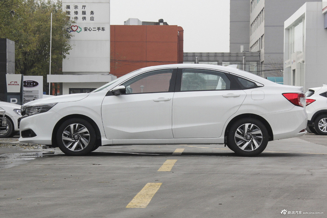 2019款凌派1.0T自动豪华版180Turbo
