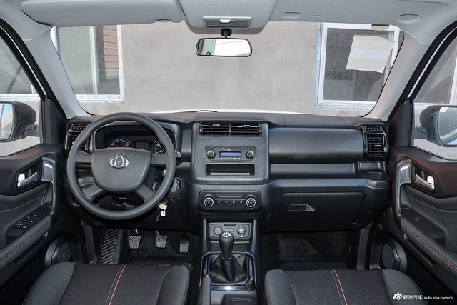 万万没想到!4万多竟能搞定7座SUV 实拍欧尚X70A