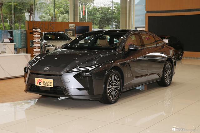2026款雷克萨斯ES 300h 基本型