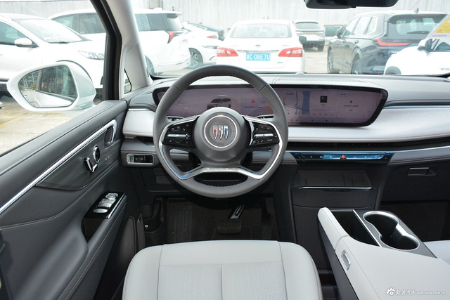 2025款别克GL8 ES陆尊 尊享版